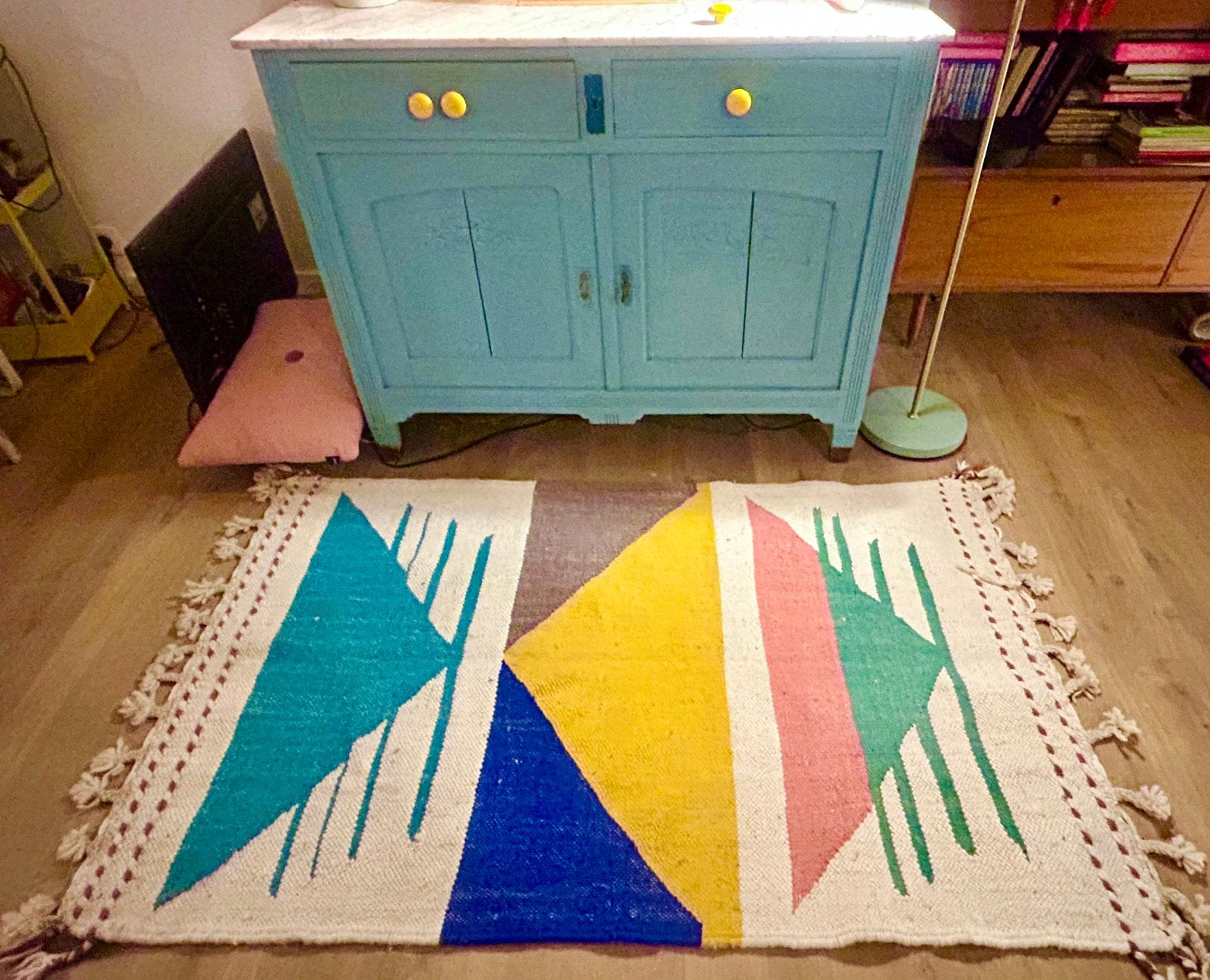 Kilim/hanbel berbère marocain moderne en laine 145 x 95, Maison & Meubles, Neuf, 100 à 150 cm, Enlèvement ou Envoi, 100 à 150 cm