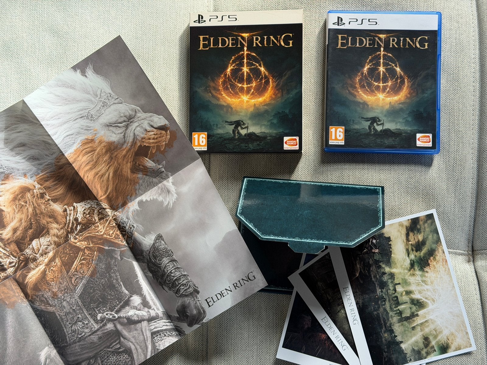 Elden Ring Launch Edition + Extra’s PS5 **nieuwstaat**, Games en Spelcomputers, Ophalen of Verzenden, Zo goed als nieuw