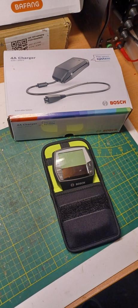 Bosch display +snellader met smart systeem, Vélos & Vélomoteurs, Accessoires vélo | Compteurs de vélo, Enlèvement, Sans fil, Comme neuf