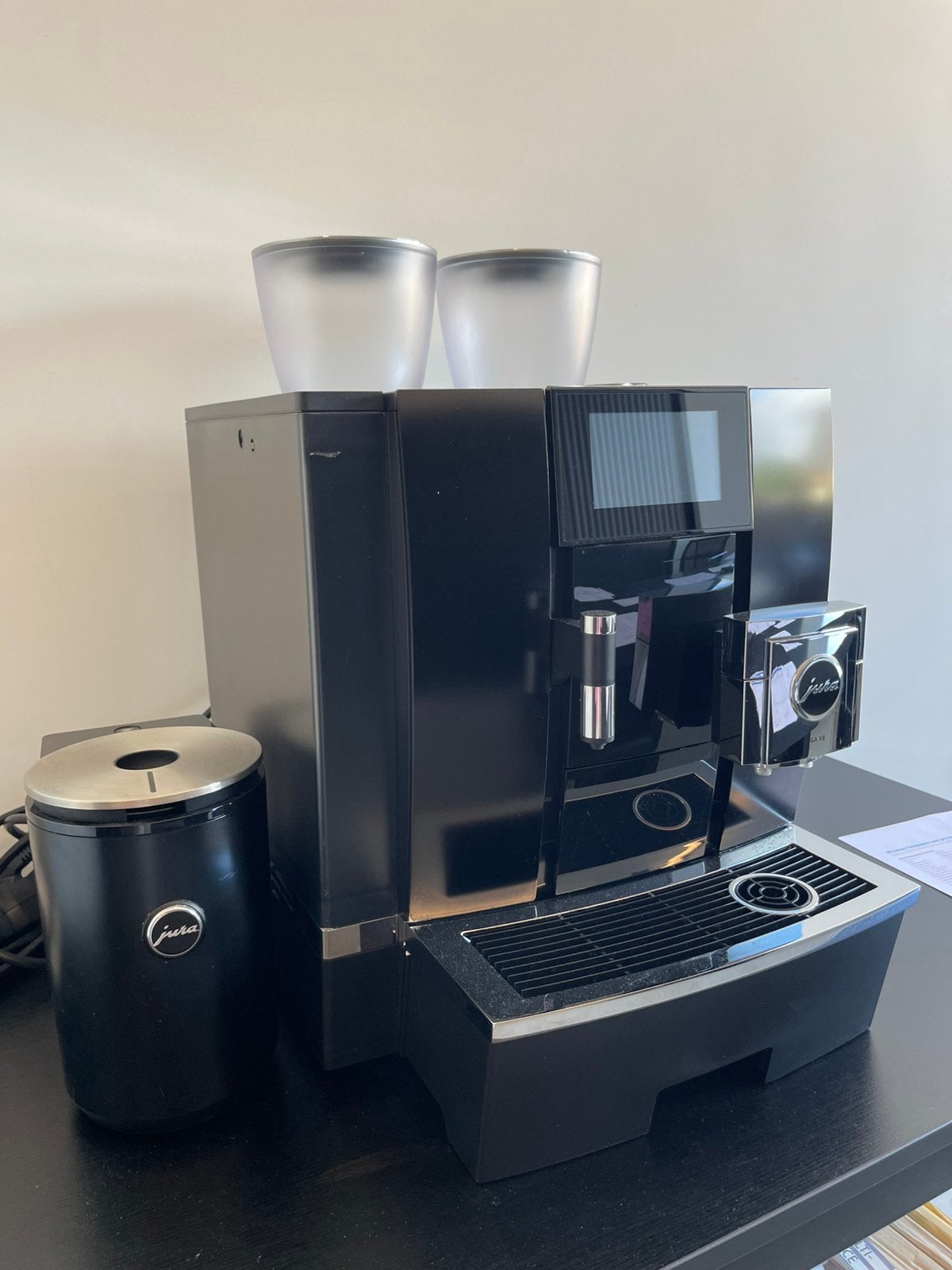 Jura Giga X8, Ophalen, Zo goed als nieuw, Koffiemachine