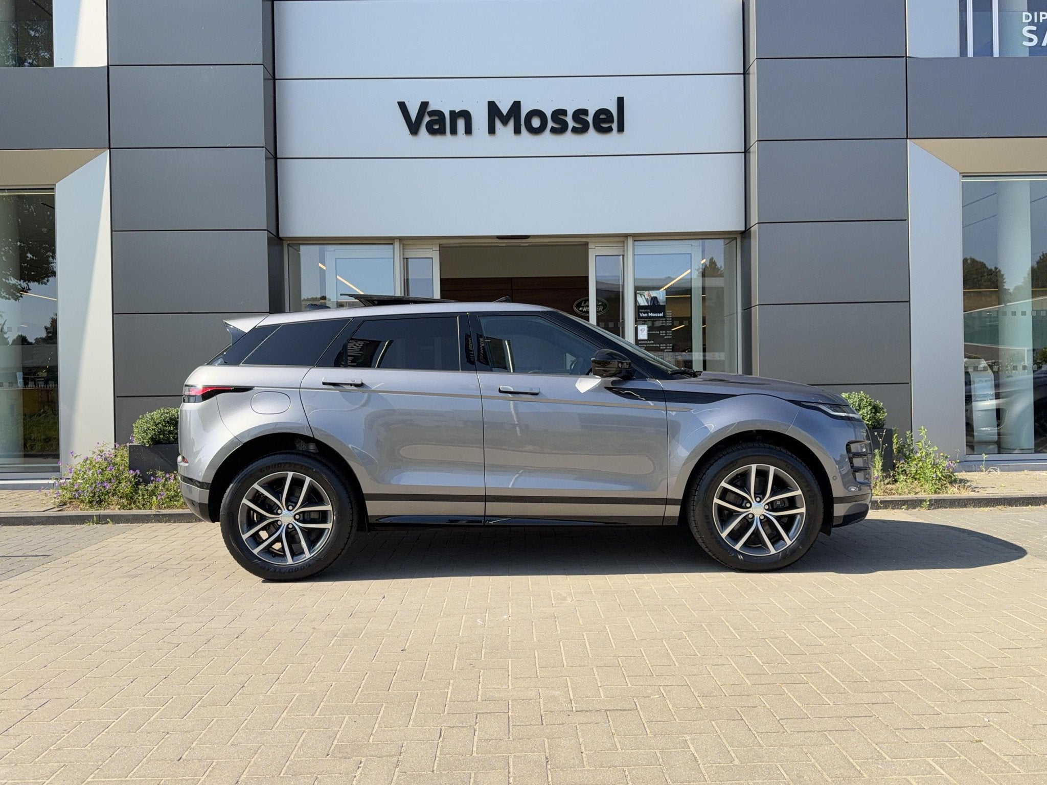 Land Rover Range Rover Evoque P270e Dynamic SE AWD Auto. 26M, Automaat, Zwart, 1495 cc, Overige brandstoffen