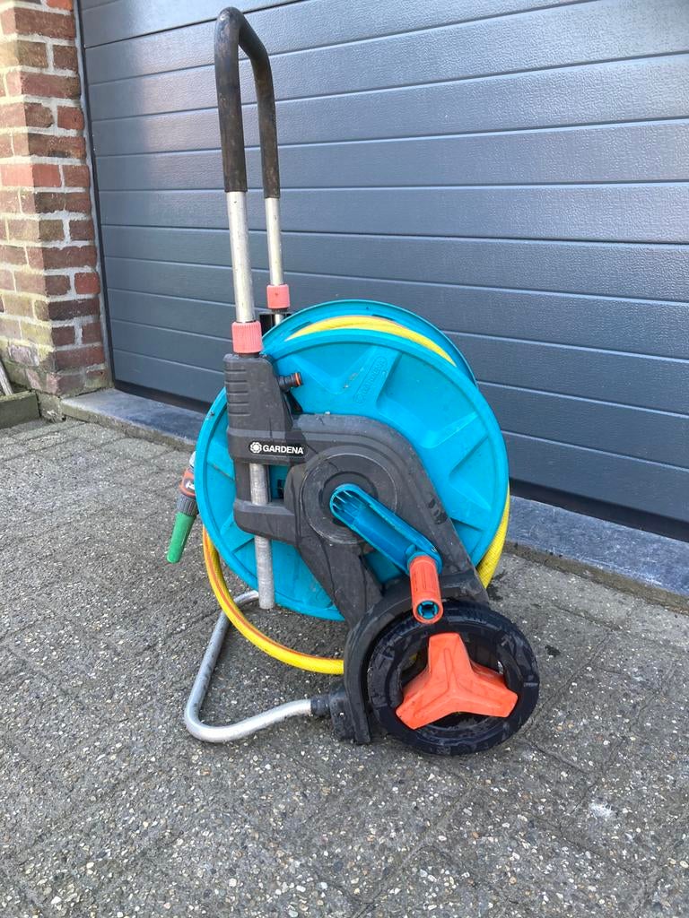 Tuinslang gardena, Jardin & Terrasse, Tuyaux d'arrosage, Enlèvement, Comme neuf, Dévidoir