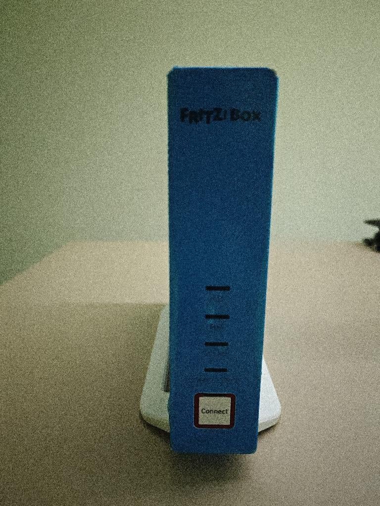 AVM FRITZ ! Routeur Box 4060 (modèle international), Enlèvement, Neuf, Routeur, Fritzbox
