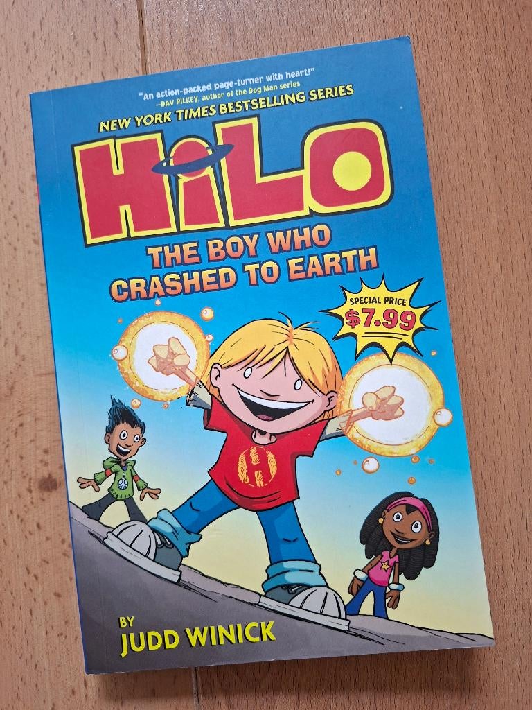 Judd Winick - Hilo 1, the boy who crashed to earth, Ophalen of Verzenden