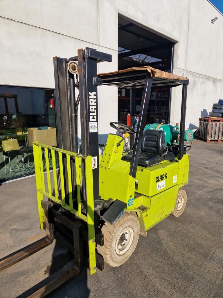 Chariot élévateur Clarck GPM 15, Articles professionnels, Enlèvement, Chariot élévateur