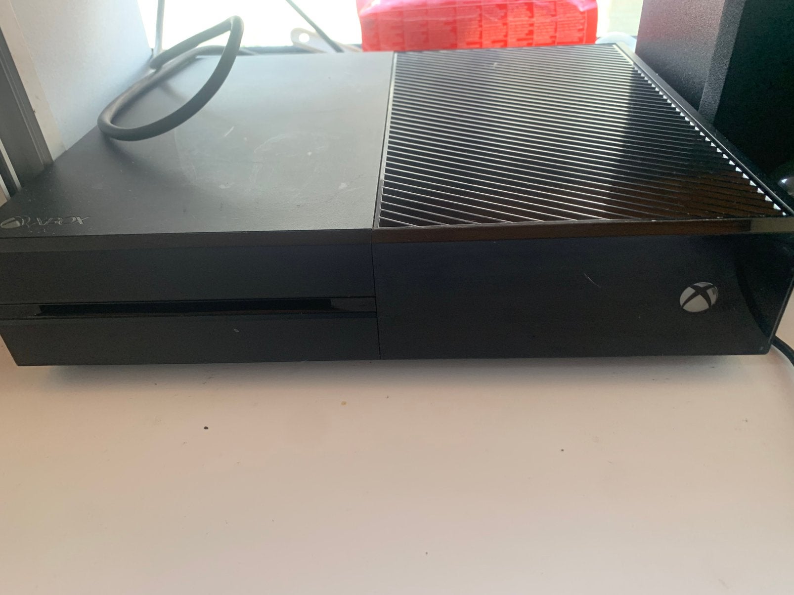 Xbox one lees beschrijving, Ophalen, Zo goed als nieuw, 500 GB, Xbox One