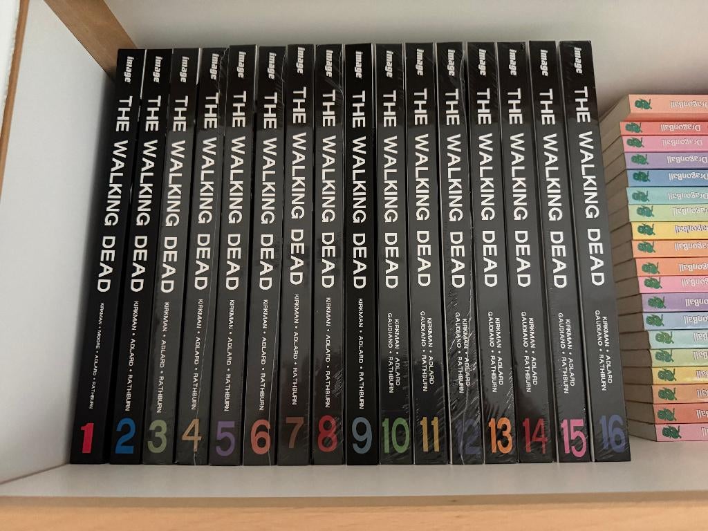 The Walking Dead (Prestige - Neuf - Intégrale 16 volumes), Boeken, Strips | Comics, Nieuw, Complete serie of reeks, Amerika, Ophalen of Verzenden