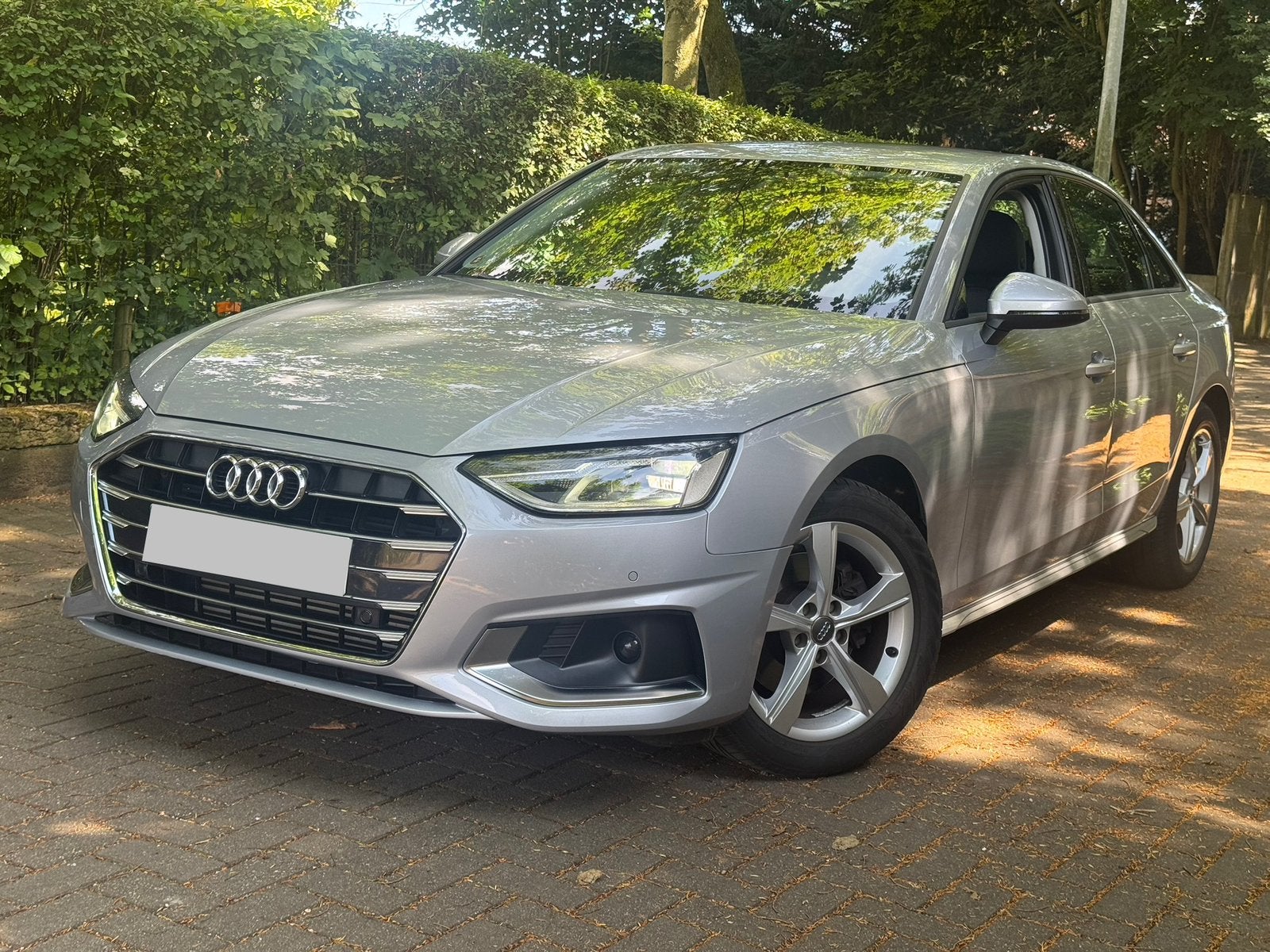 Audi A4 Limousine 40 TFSI // gekeurd voor verkoop, Auto's, Automaat, 4 deurs, Euro 6, A4