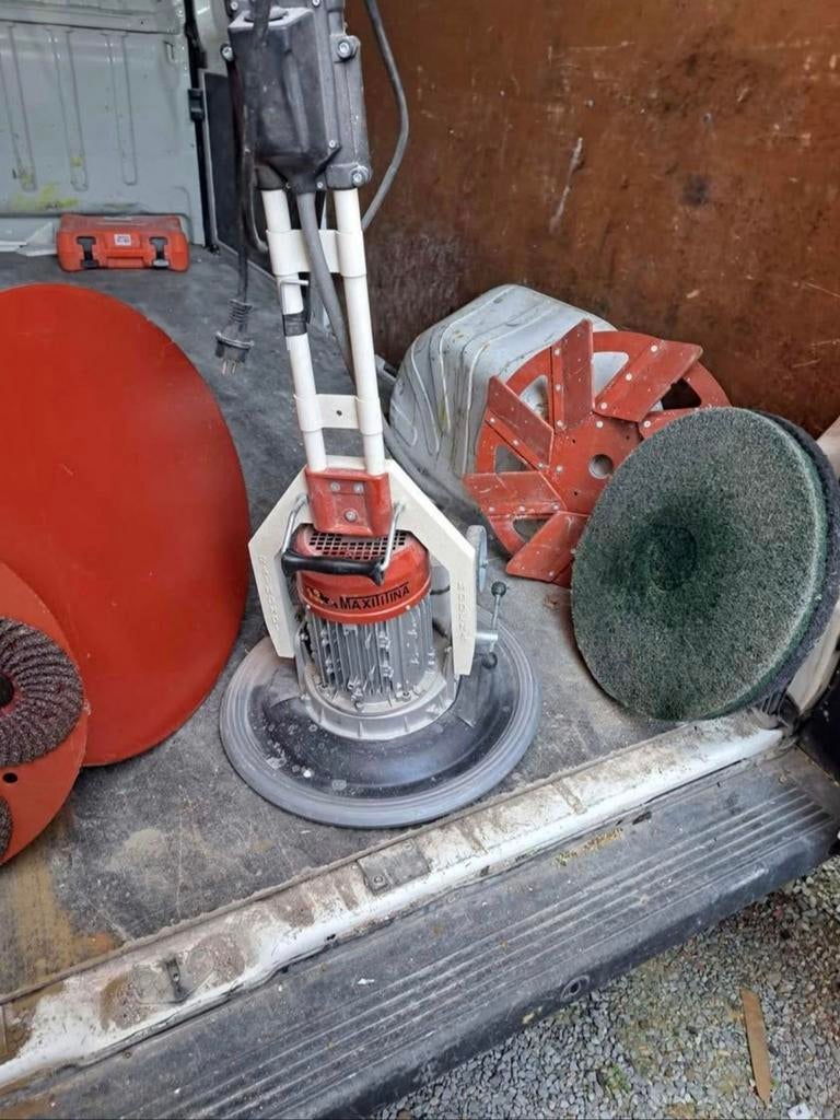 Voegmachine/schuurmachine professionele Raimondi, Ophalen