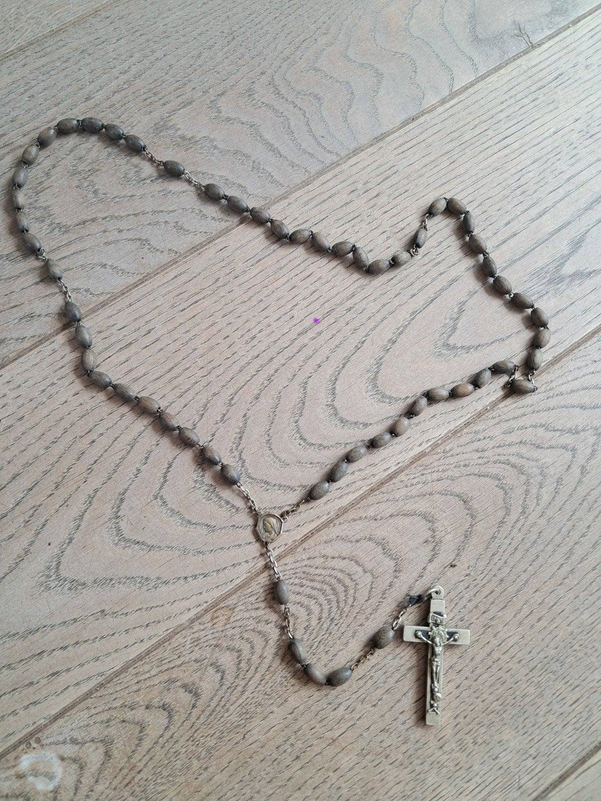 Paternoster avec perles en bois gris-brun, avec gros métal, Enlèvement ou Envoi