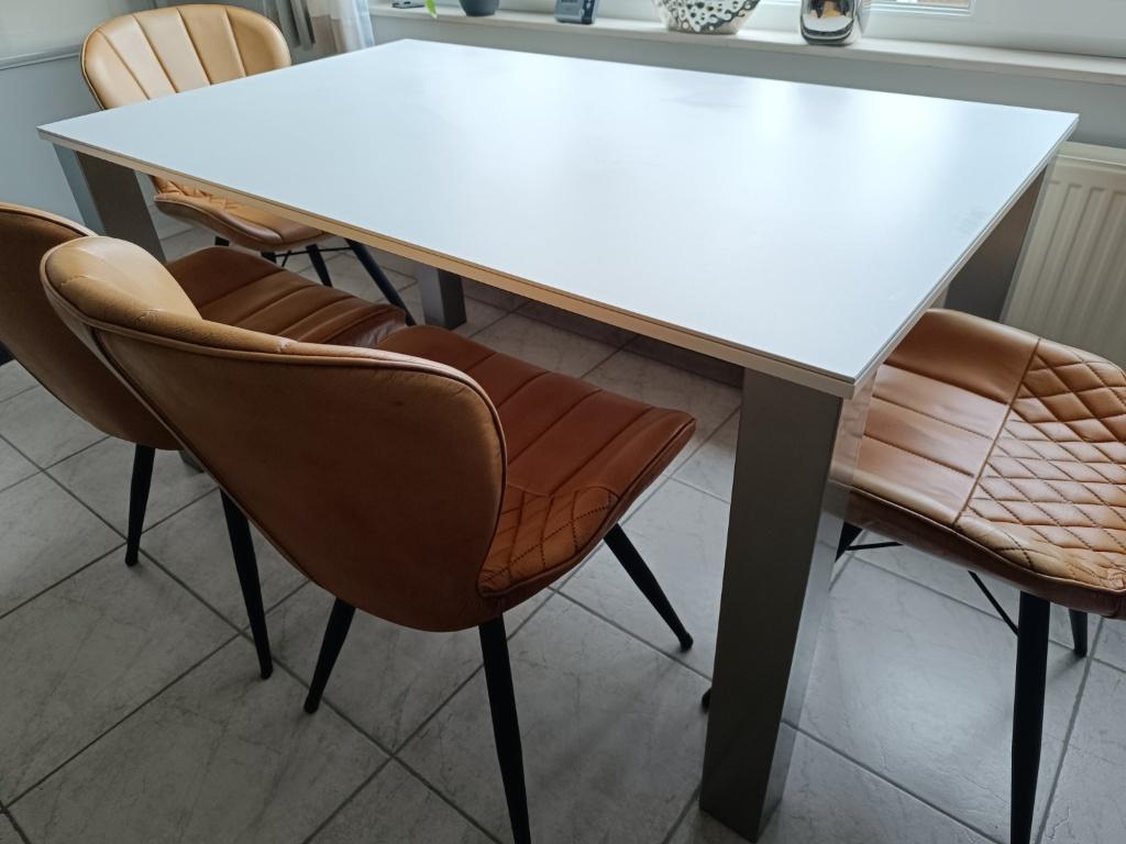 Moderne keukentafel met keramisch blad - Topstaat!, Huis en Inrichting, Tafels | Eettafels, Ophalen, Kunststof, Gebruikt, 100 tot 150 cm