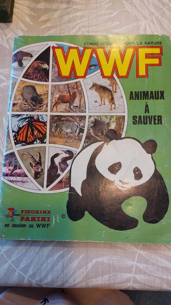 WWF Animaux à sauver Album Panini