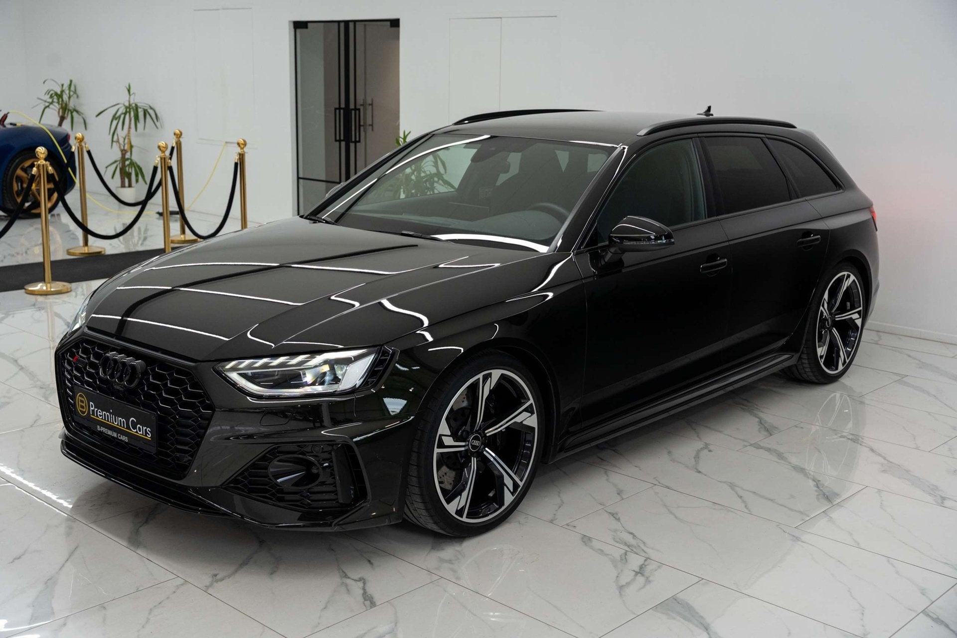 Audi RS4 Avant Quattro Exclusive! Dark Olive Green! Lichte v, Auto's, Automaat, Gebruikt, Bedrijf, Break