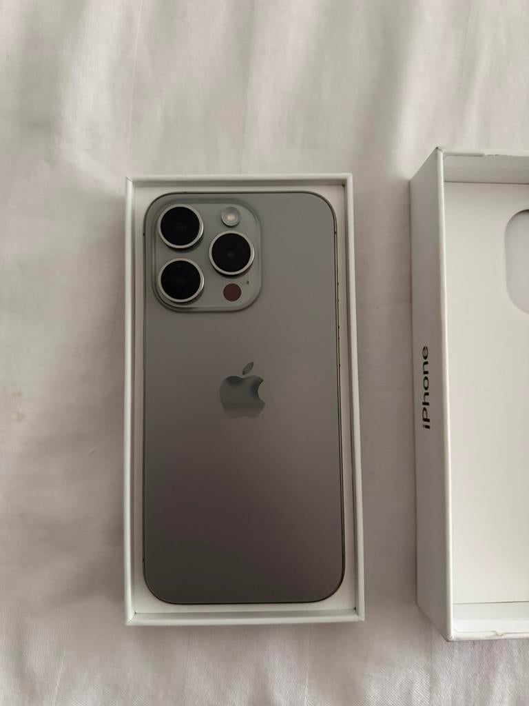 IPHONE 15 PRO 128gb, Télécoms, Téléphonie mobile | Apple iPhone, Enlèvement, Comme neuf, IPhone 15