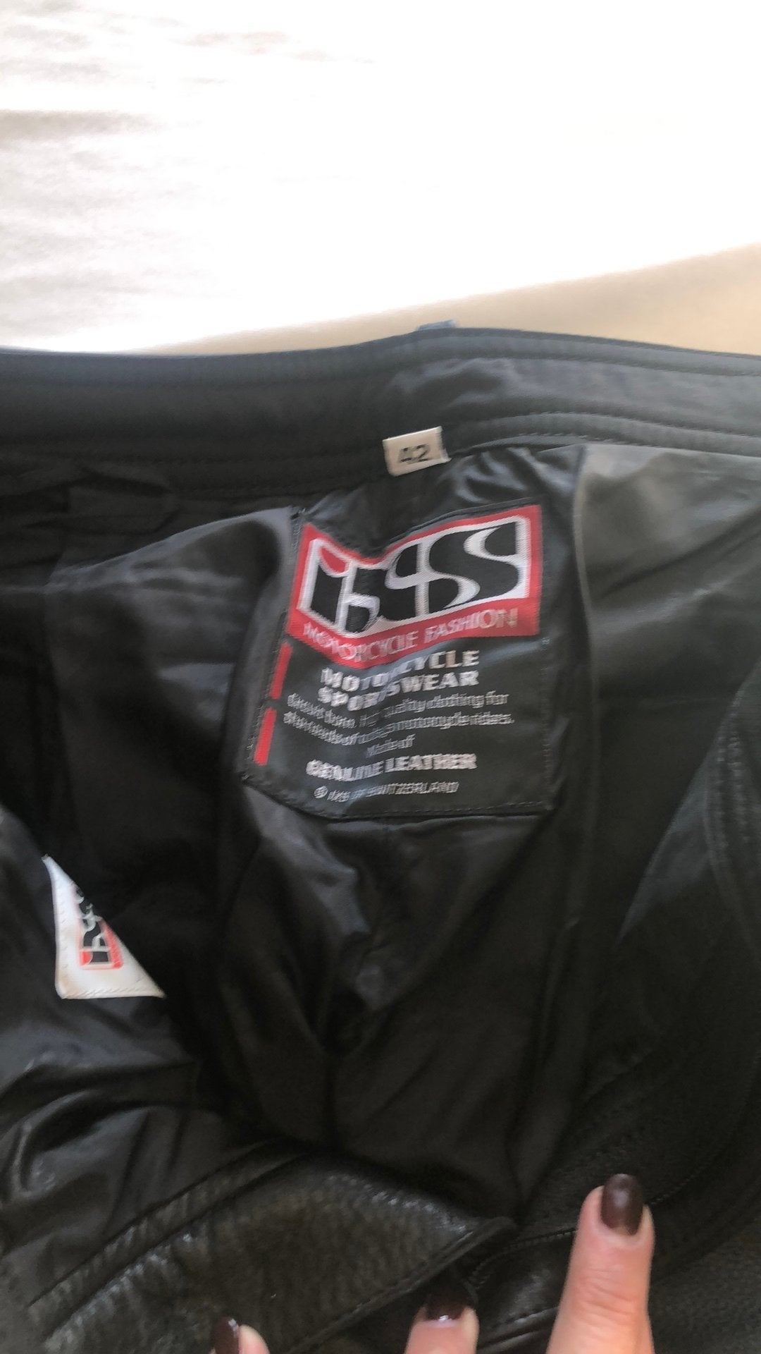 Pantalon de moto en cuir taille M, Motos, Enlèvement ou Envoi, Seconde main, Femmes, Pantalon | cuir