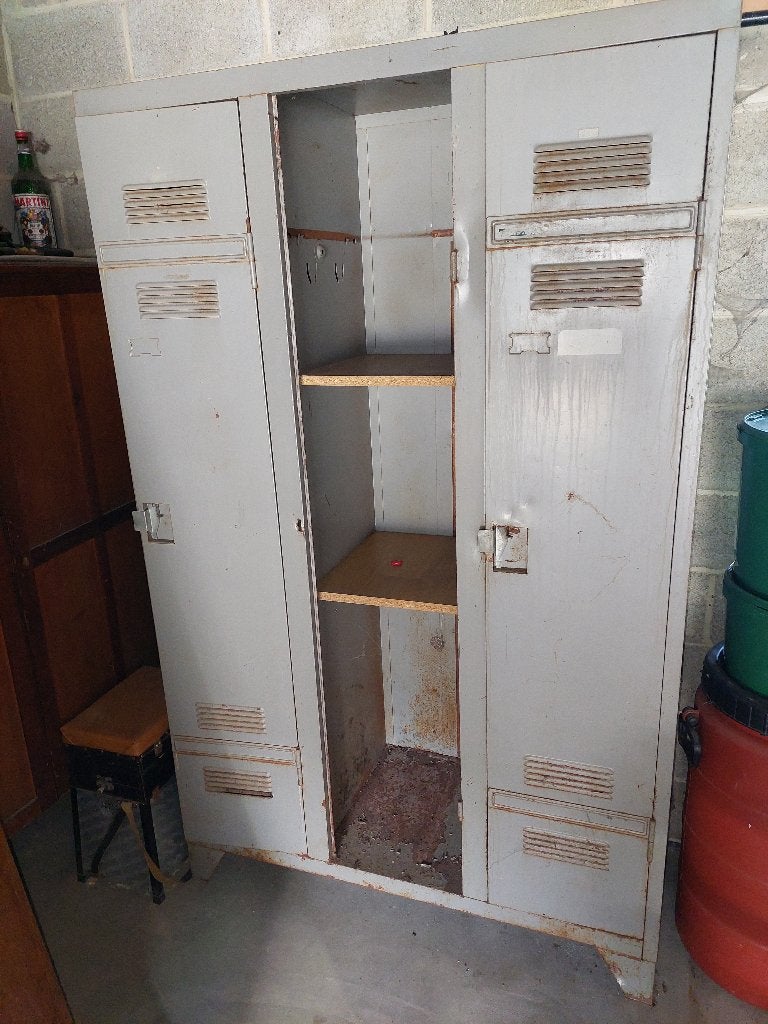Armoire métallique vestiaire, Enlèvement, Utilisé