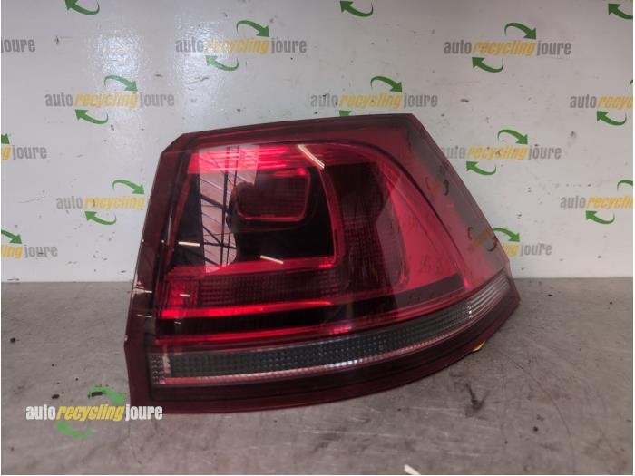 Feu arrière droit d'un Volkswagen Golf, -, Volkswagen, -, 3 mois de garantie