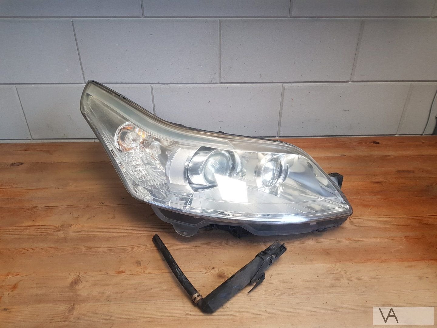 Citroen C4 2004 - 2010 koplamp rechts xenon 9646894280 €150, -, Utilisé, -, -