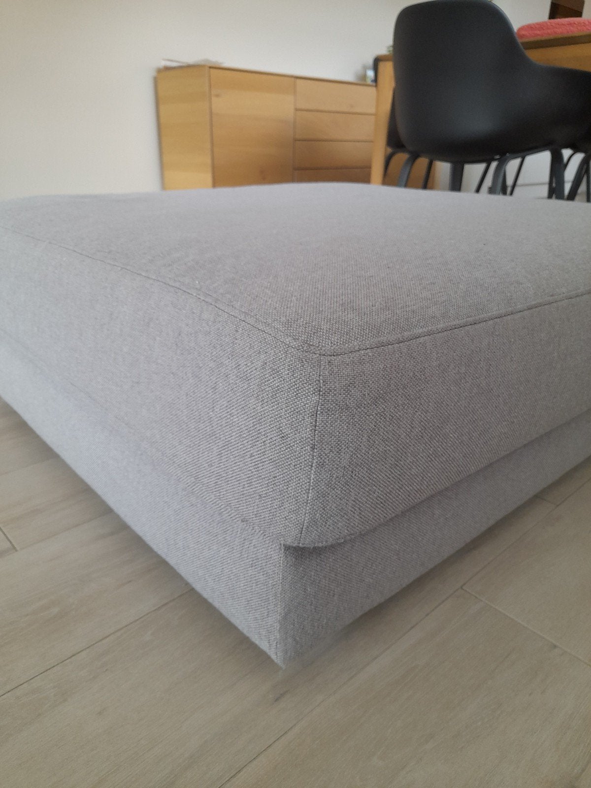 Poef Montel, Maison & Meubles, Canapés | Repose-pieds & Poufs, Enlèvement, Utilisé
