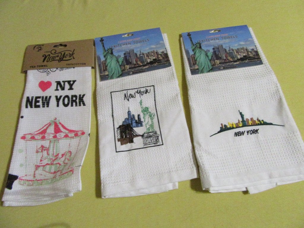 3 essuies de cuisine et 1 tablier achetés à New York neufs, Huis en Inrichting, Keuken | Textiel, Ophalen, Nieuw, Schort
