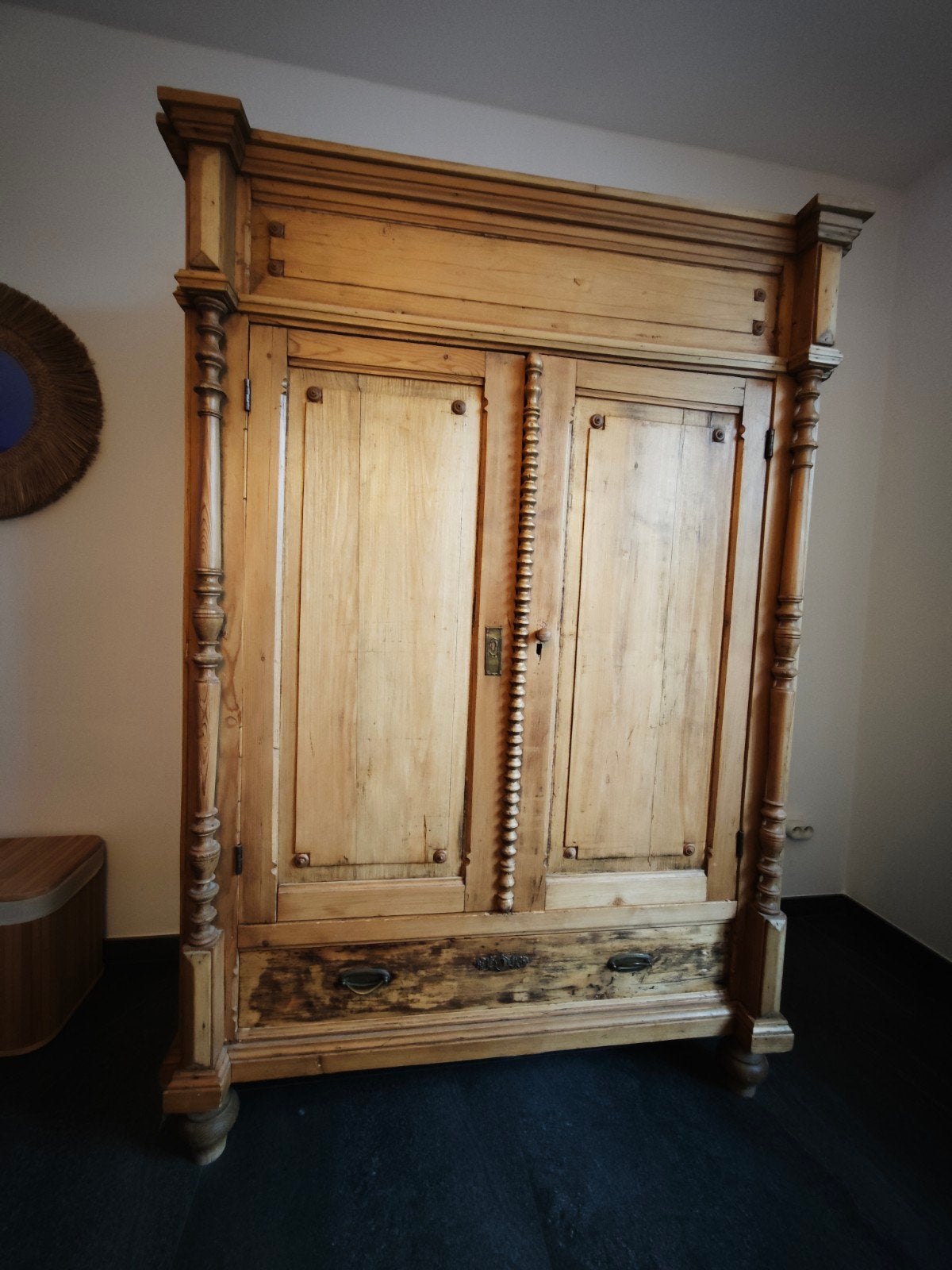 Antieke kast, Ophalen