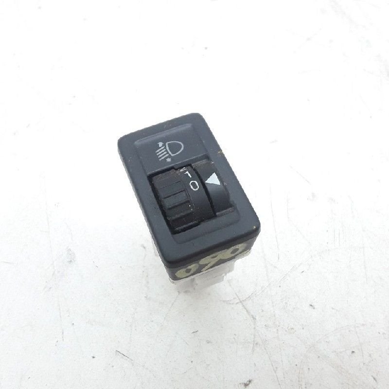 COMMUTATEUR PHARE REGLAGE C Suzuki Alto (GF) (01-2009/-), Utilisé, Suzuki
