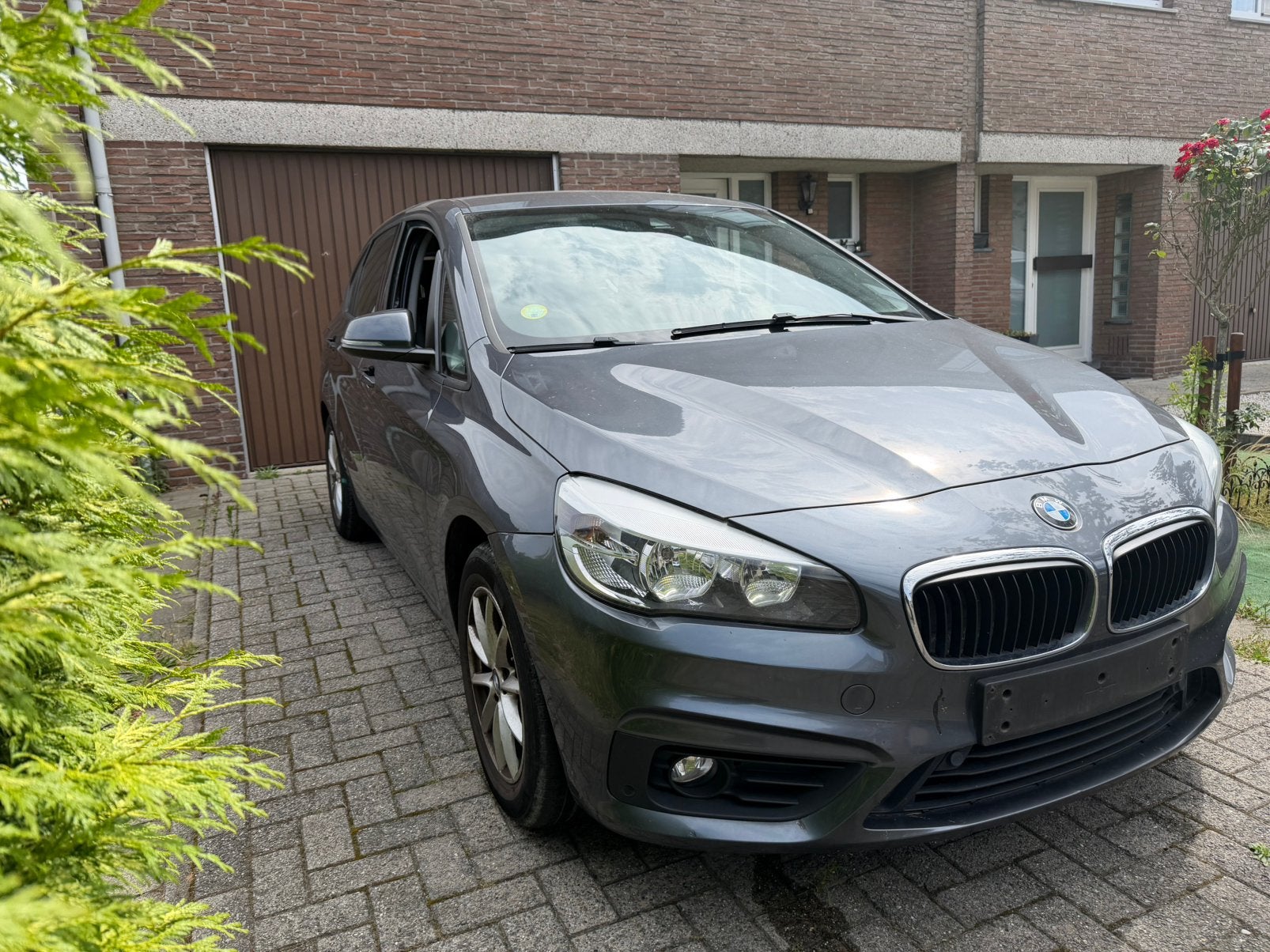 Bmw 214D / 1.5 Diesel Euro 6 b / bj 2017 / 153.000 km, Auto's, BMW, 4 deurs, 2 Reeks Active Tourer, Bedrijf, Zilver of Grijs
