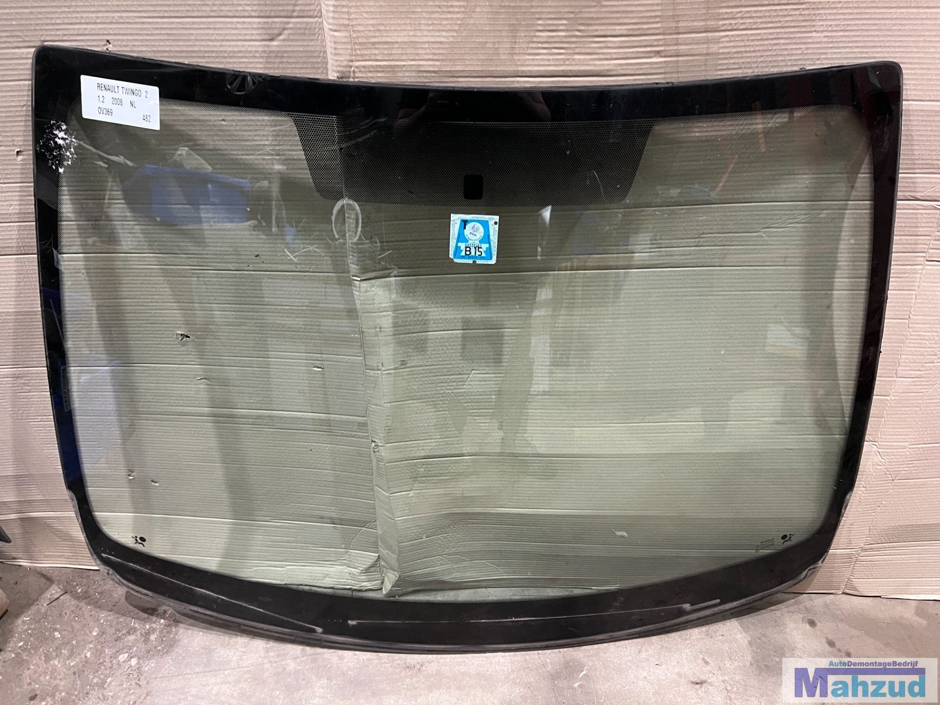 Pare-brise avant pour Renault Twingo 2 (2007-2011), Renault Group, Contact.group@renault.com, Renault, Utilisé