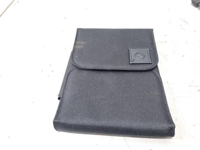 Livret d'instructions d'un BMW 1-Serie, -, 3 mois de garantie, Utilisé, -