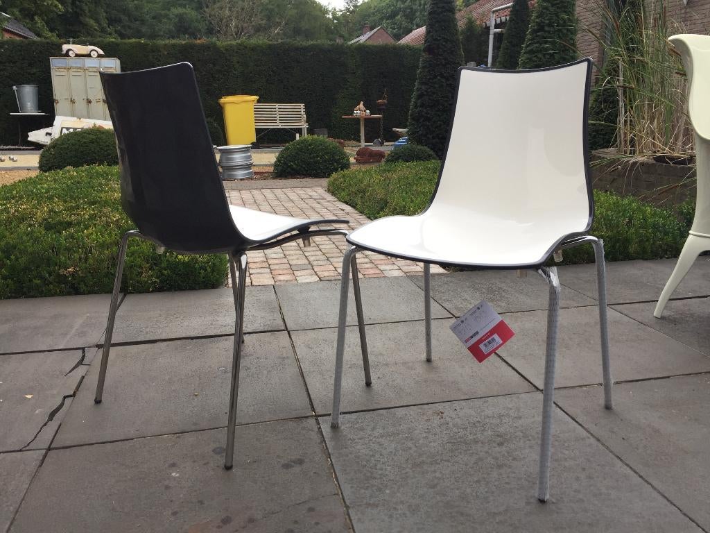 Italiaanse design stapelstoelen / Scab - Zebra / Als nieuw !, Huis en Inrichting, Stoelen, Ophalen, Zo goed als nieuw, Wit, Metaal