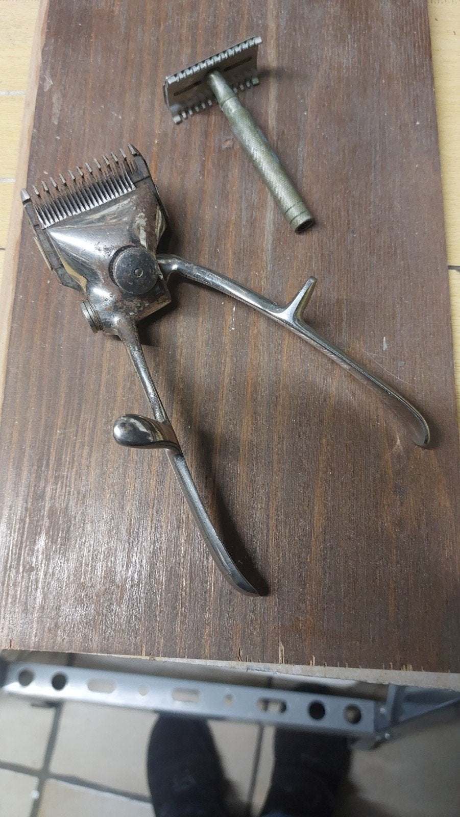 Tondeuse à cheveux et rasoir anciens pour gilettes,, Enlèvement ou Envoi