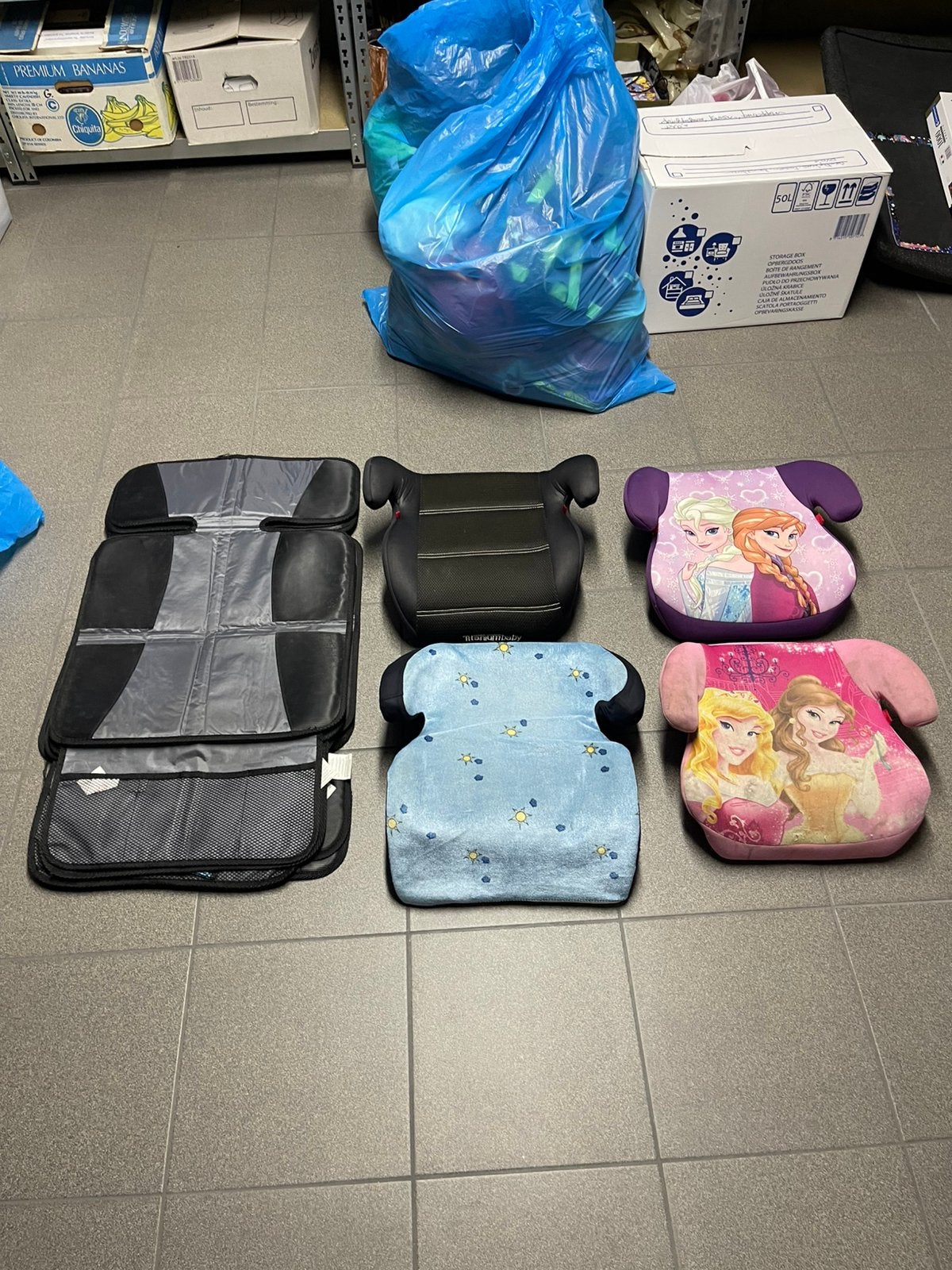 Set van 4 kinderzitjes en 6 autostoelbeschermers, Autres marques, Ceinture de sécurité, 15 à 36 kg, Enlèvement