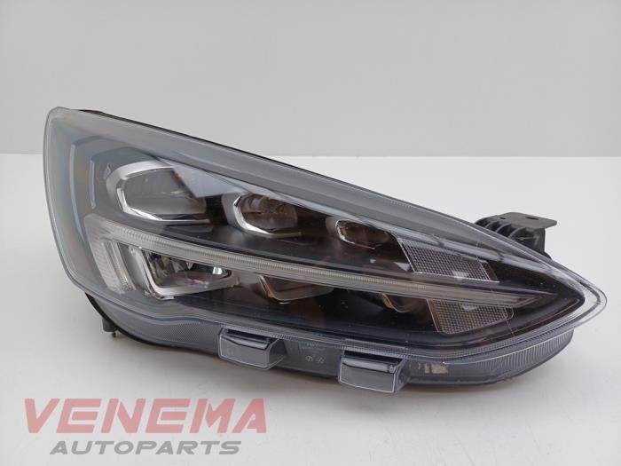 Phare droit d'un Ford Focus, -, 3 mois de garantie, -, -