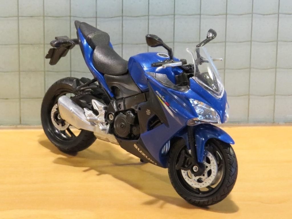 Suzuki GSX-S1000F 1:18 blister, Ophalen of Verzenden, Nieuw, Motor, Welly