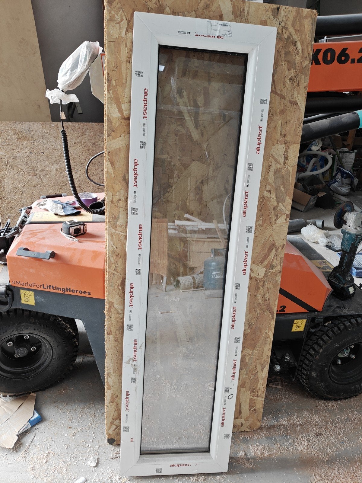 Nouvelle fenêtre en PVC — Extérieur anthracite/intérieur bla, Bricolage & Construction, Neuf, 75 à 150 cm, Enlèvement ou Envoi