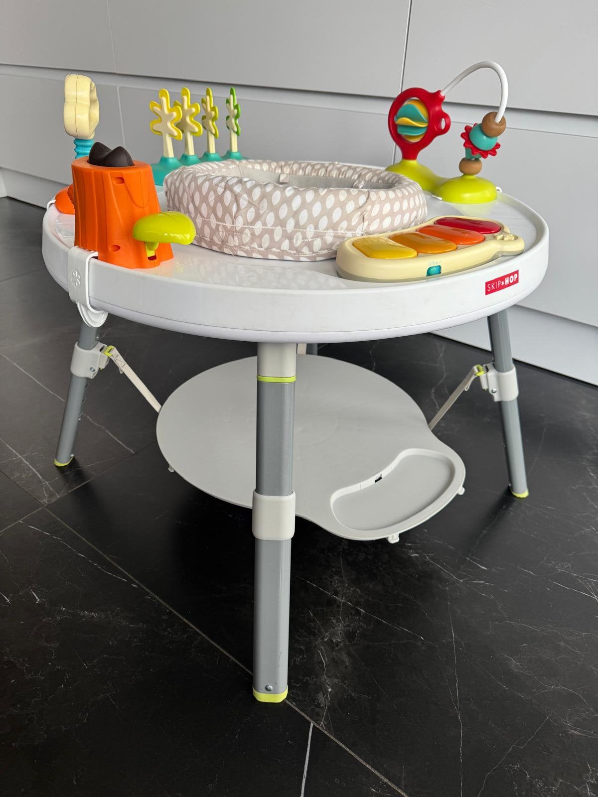 Table de jeu Skip-hop, Enlèvement, Comme neuf