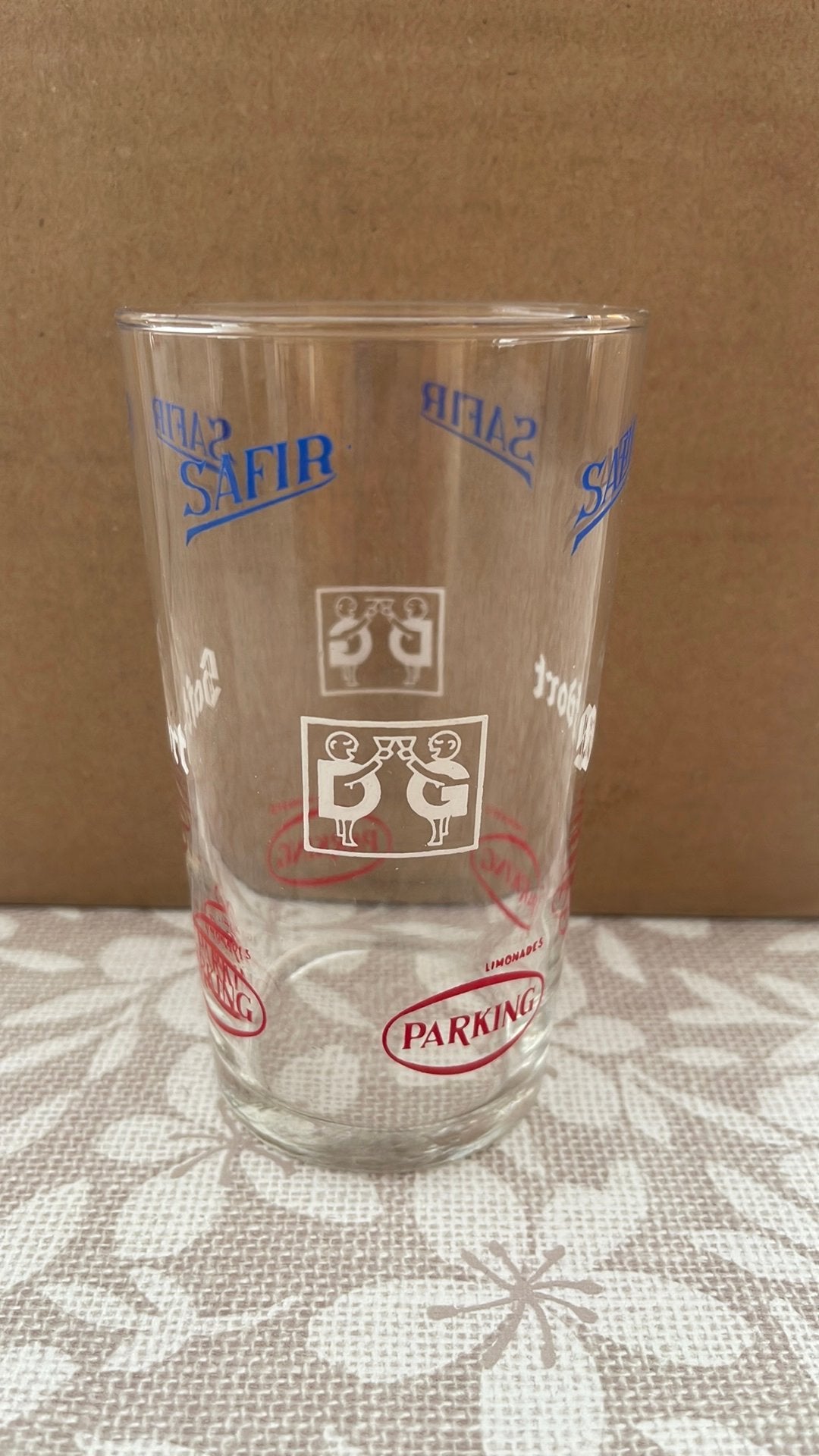Glas safir, Enlèvement, Comme neuf