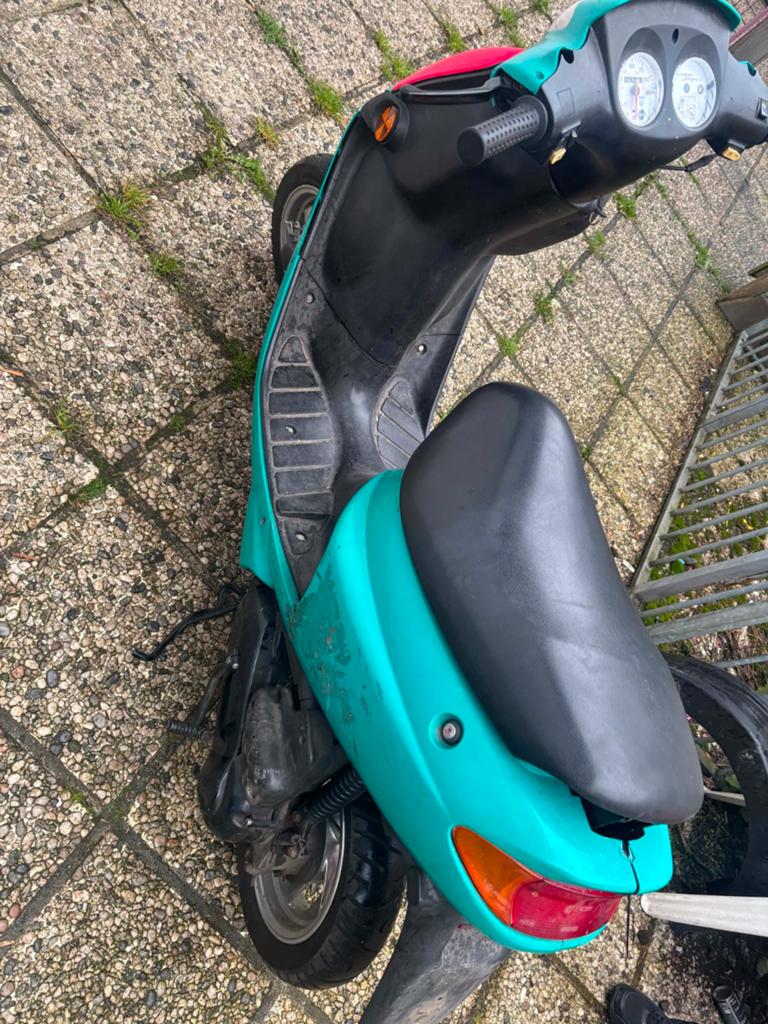 Scooter Peugeot zenith, Vélos & Vélomoteurs, Scooters | Peugeot, Enlèvement