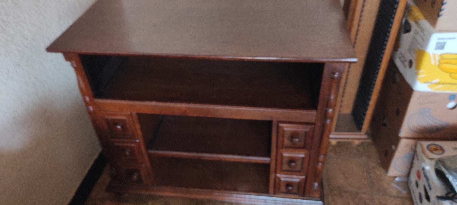 Massief eiken kast, kan ook als Tv/stereo ,met uitschuifbaar, Ophalen