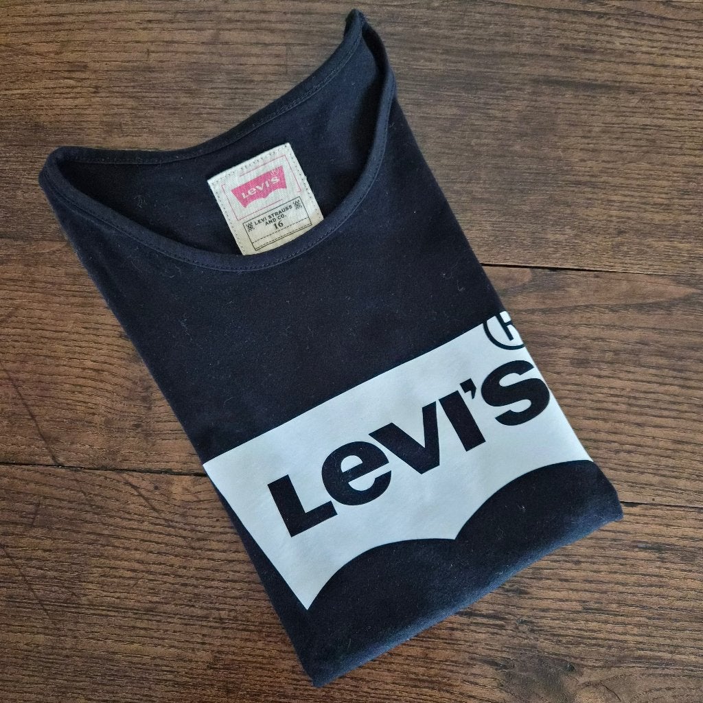 T-shirt Levi's, 16 ans, Enlèvement ou Envoi, Chemise ou À manches longues, Utilisé, Levi's