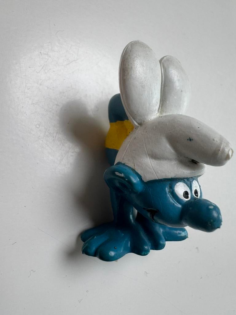 Miniatuur smurf: handstand smurf Peyo Bully, Ophalen of Verzenden, Gebruikt, Overige Smurfen, Poppetje, Figuurtje of Knuffel