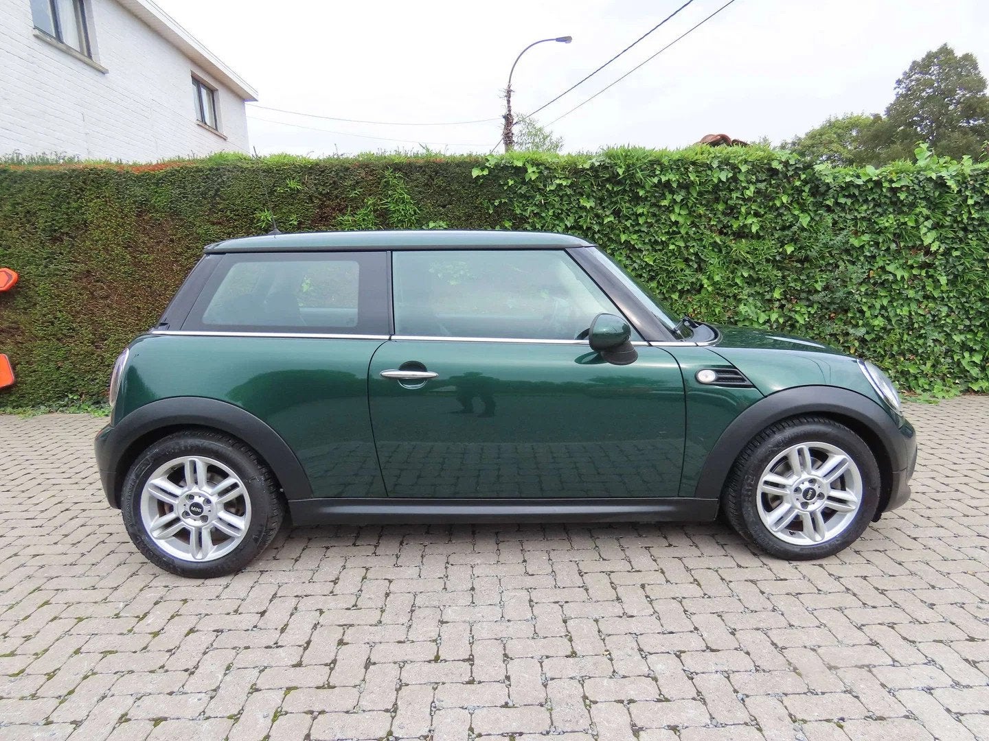 MINI One Mini 1.6i One (bj 2014), 4 zetels, Euro 6, 4 cilinders, https://public.car-pass.be/vhr/2bb51c12-2c06-4d8b-9d65-dbff52cb4d13