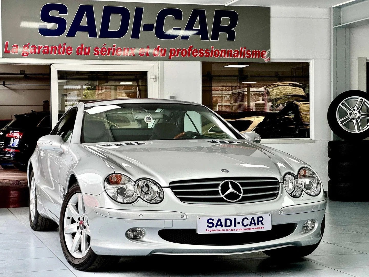 Mercedes-Benz SL-Klasse 350 Roadster 245cv + TOIT PANO - ETA, Auto's, Automaat, 245 pk, Gebruikt, Zwart