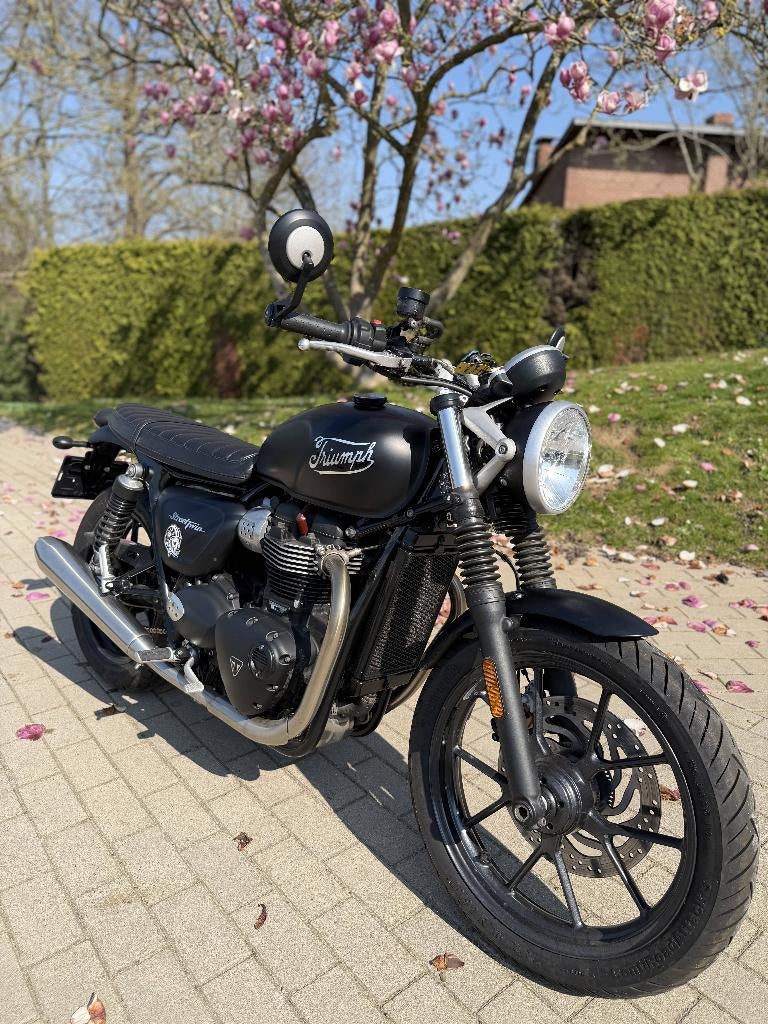 Triumph Street Twin 900 – 19.419 km – Noir Mat, Motoren, 2 cilinders, Gebruikt, 900 cc, Particulier