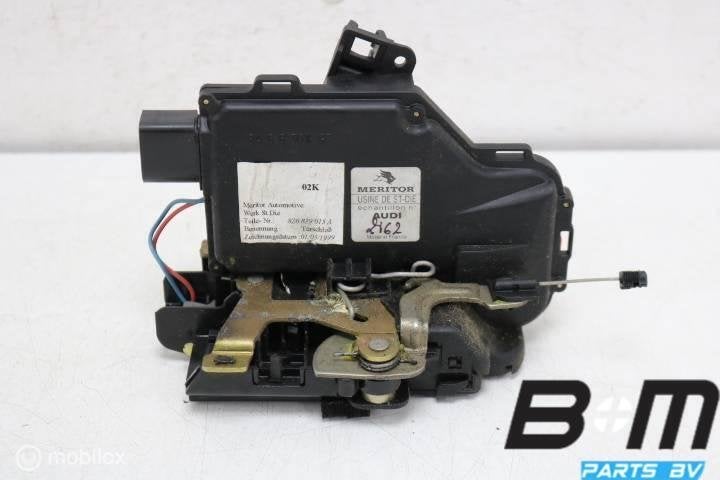 Portierslot linksachter Audi A2 8Z0839015A, Gebruikt