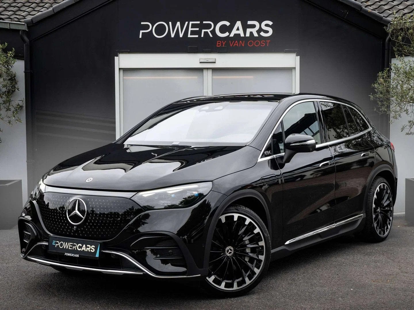 Mercedes-Benz EQE SUV 350 4-Matic | AMG | Airmatic | Hyper s, 215 kW, Achat, Noir, 5 portes