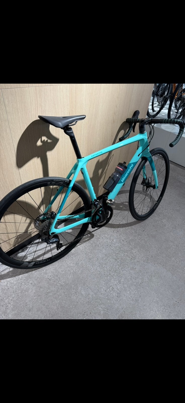 Bianchi racefiets, Vélos & Vélomoteurs, Vélos | Vélos de course, Comme neuf, Autres marques, Plus de 20 vitesses, 26 pouces, Frein à disque