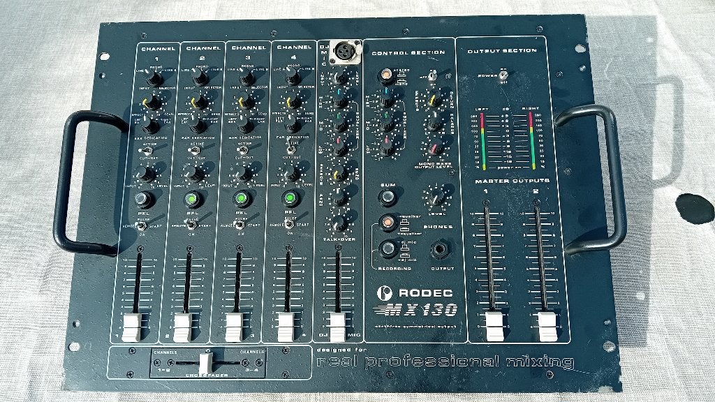 Rodec MX130, Muziek en Instrumenten, Ophalen, Gebruikt, 5 tot 10 kanalen, Microfooningang