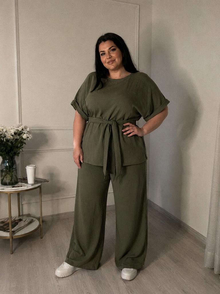 Ensemble kaki 3XL taille 46 en tissu froissé avec ceinture n, Neuf, Taille 46/48 (XL) ou plus grande, Enlèvement ou Envoi, Vert