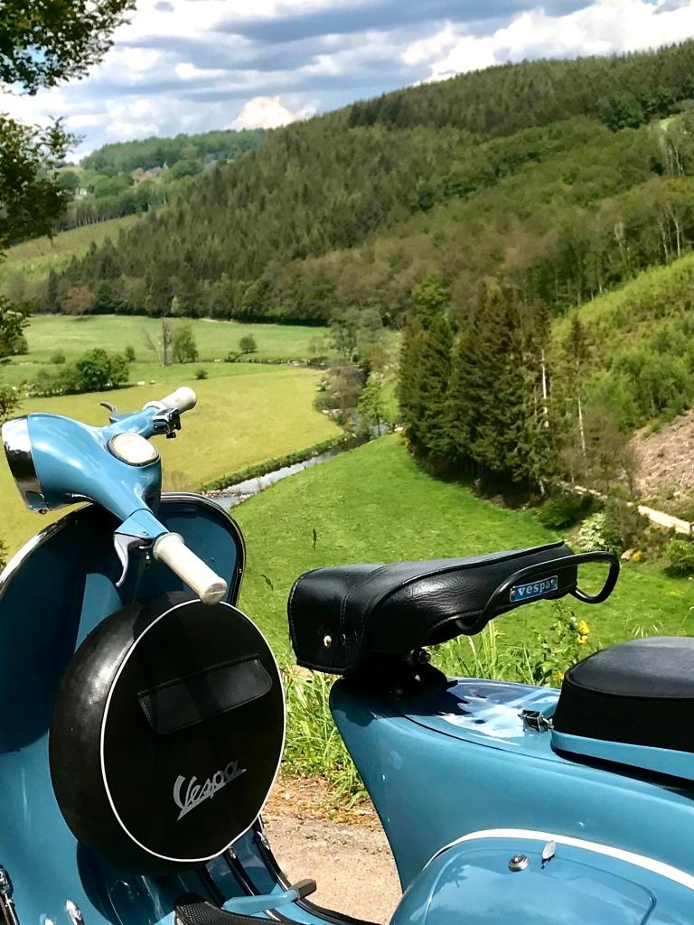 Vespa Piaggio 150 GS, Fietsen en Brommers, Ophalen, Tweetakt, Overige modellen, Zo goed als nieuw